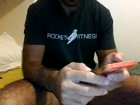 Snapshot of coppai200 chatting on October 15, 11:07 am coppai200 online show from October 15, 11:07 am