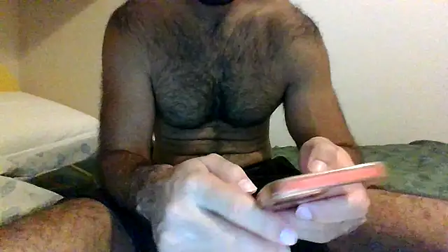 Snapshot of coppai200 chatting on October 9, 11:11 am coppai200 online show from October 9, 11:11 am