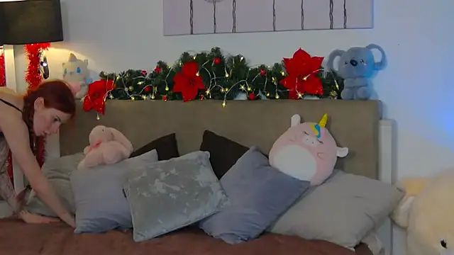 CassKiera online show from December 20, 6:05 am