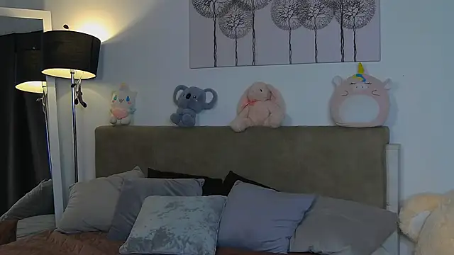 CassKiera online show from October 2, 4:38 am