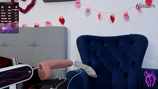 alissonandamy online show from September 18, 8:56 pm