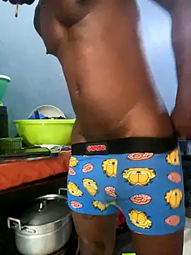 Snapshot of BigBrotherFreak chatting on October 22, 5:01 pm BigBrotherFreak online show from October 22, 5:01 pm