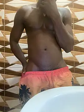 Snapshot of BigBrotherFreak chatting on November 28, 4:07 pm BigBrotherFreak online show from November 28, 4:07 pm