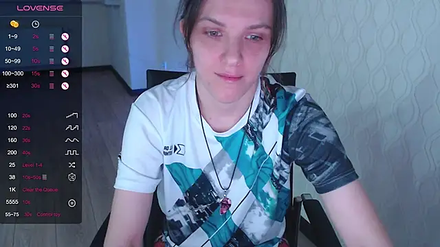 LisaHeart online show from November 5, 6:44 pm