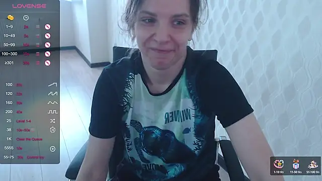 LisaHeart online show from October 15, 11:40 am