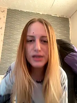 Snapshot of Jamii73 chatting on October 5, 4:20 pm Jamii73 online show from October 5, 4:20 pm