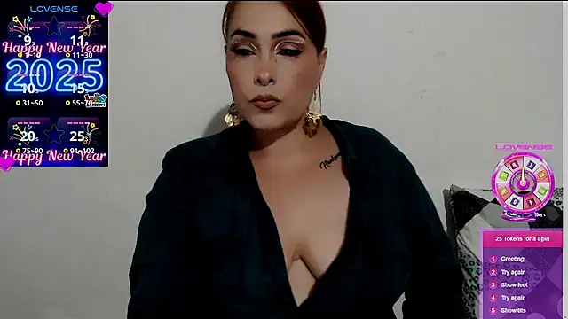 Snapshot of Miss_Agatha chatting on January 15, 2:17 am Miss Agatha online show from January 15, 2:17 am