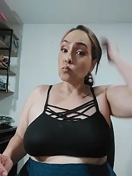 Miss Agatha online show from April 23, 12:39 am