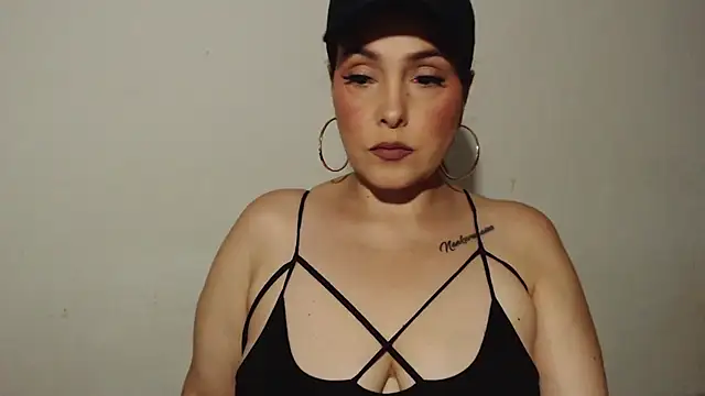 Snapshot of Miss_Agatha chatting on October 12, 10:00 pm Miss Agatha online show from October 12, 10:00 pm