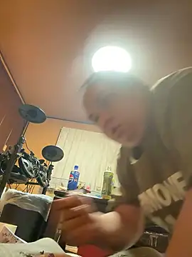 Snapshot of punk0805 chatting on September 15, 10:59 am punk0805 online show from September 15, 10:59 am