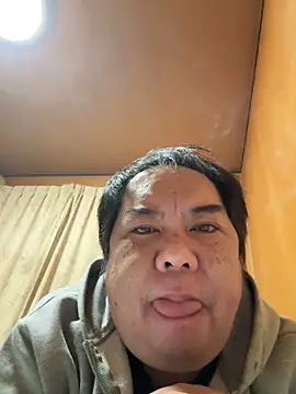 punk0805 online show from March 7, 1:49 pm