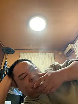 Snapshot of punk0805 chatting on September 13, 4:12 am punk0805 online show from September 13, 4:12 am