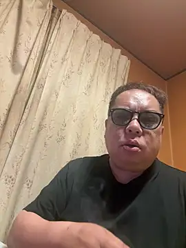 punk0805 online show from May 27, 1:18 pm