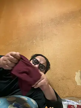 punk0805 online show from February 26, 1:11 pm