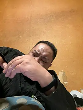 punk0805 online show from March 28, 1:56 pm