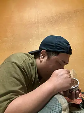 Snapshot of punk0805 chatting on October 7, 4:52 pm punk0805 online show from October 7, 4:52 pm