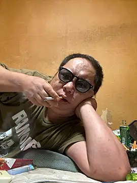 Snapshot of punk0805 chatting on September 24, 12:22 pm punk0805 online show from September 24, 12:22 pm