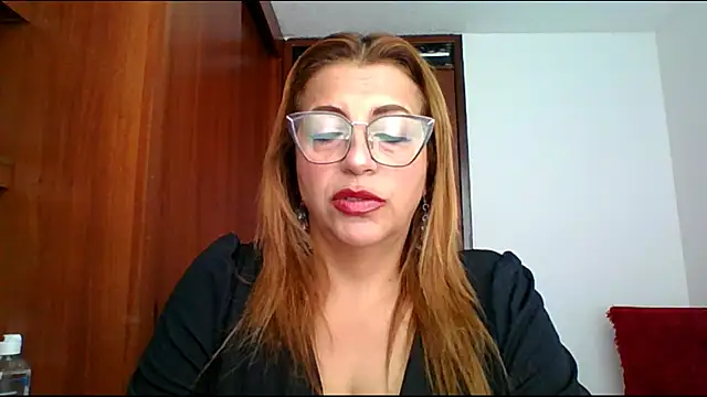 RossanaLionheart online show from April 7, 12:29 pm