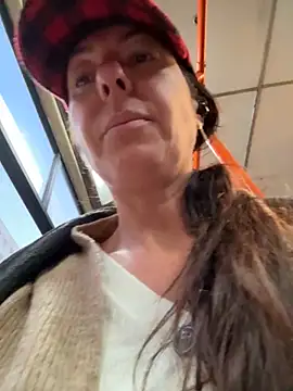 eveangelll online show from October 30, 4:44 am