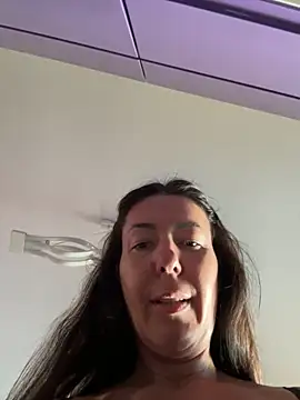 eveangelll online show from November 1, 8:08 am