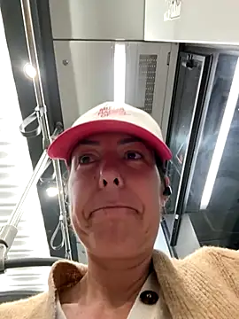 eveangelll online show from October 24, 3:49 am