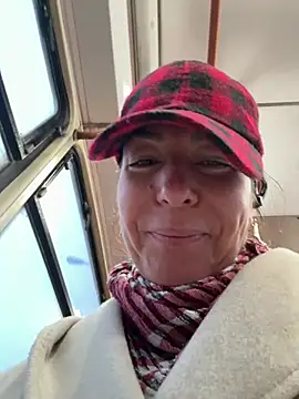 eveangelll online show from February 13, 5:29 am