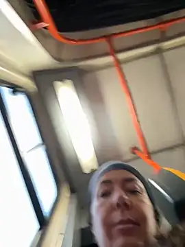 eveangelll online show from November 7, 5:01 am