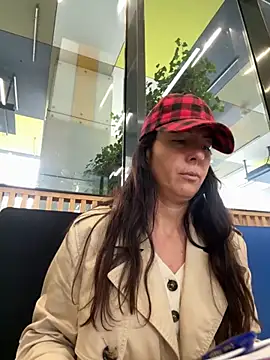 eveangelll online show from October 27, 7:42 am