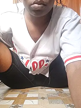 pearl7979 online show from November 16, 7:24 am