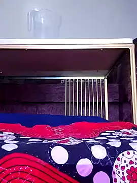 pearl7979 online show from March 4, 9:00 pm