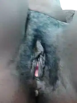 pearl7979 online show from January 15, 8:45 pm