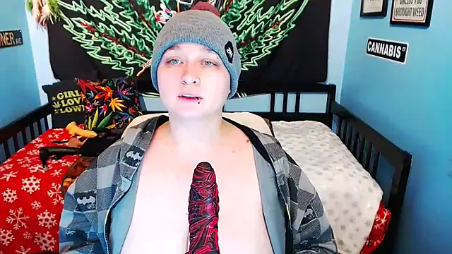 Snapshot of Chloenightmare chatting on February 18, 8:38 am Chloenightmare online show from February 18, 8:38 am