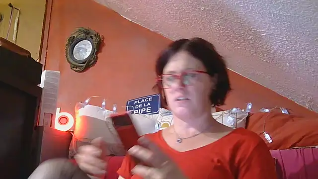 Snapshot of lanax chatting on September 23, 12:34 pm lanax online show from September 23, 12:34 pm
