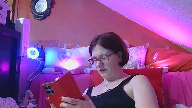lanax online show from May 26, 1:09 pm