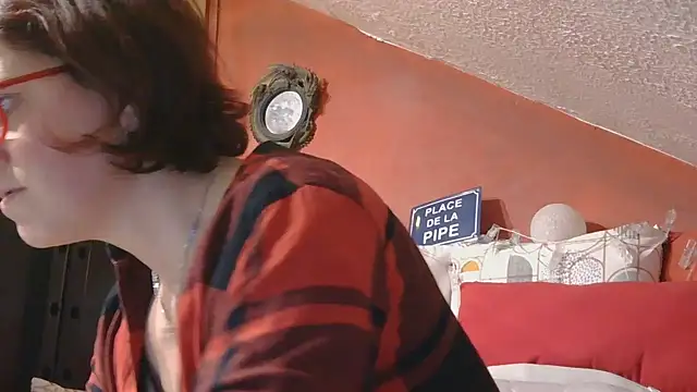 lanax online show from November 18, 2:31 pm