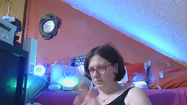 lanax online show from June 19, 12:33 pm