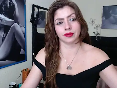 Snapshot of AnthonelaBella chatting on May 26, 11:30 am AnthonelaBella online show from May 26, 11:30 am
