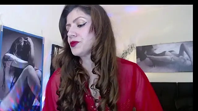 AnthonelaBella online show from December 22, 4:40 pm