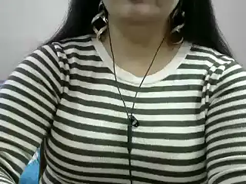 Snapshot of Shruti_139 chatting on December 30, 7:42 pm Shruti 139 online show from December 30, 7:42 pm