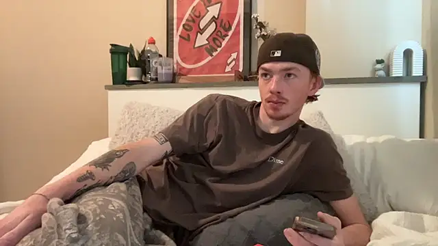 Snapshot of younghungginger chatting on December 14, 6:52 pm younghungginger online show from December 14, 6:52 pm