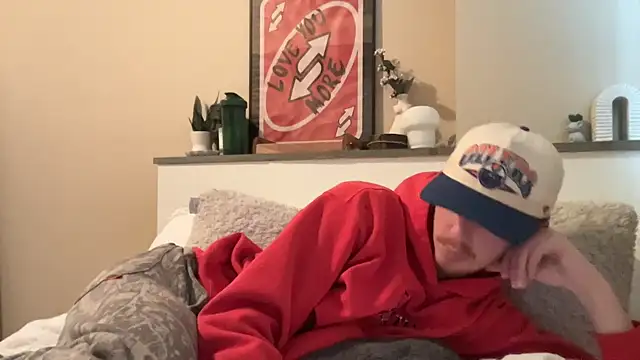 Snapshot of younghungginger chatting on December 21, 9:15 pm younghungginger online show from December 21, 9:15 pm