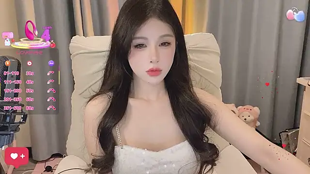 7-Love online show from May 6, 2:10 pm
