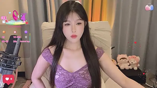 Snapshot of 7-Love chatting on June 10, 1:23 pm 7-Love online show from June 10, 1:23 pm