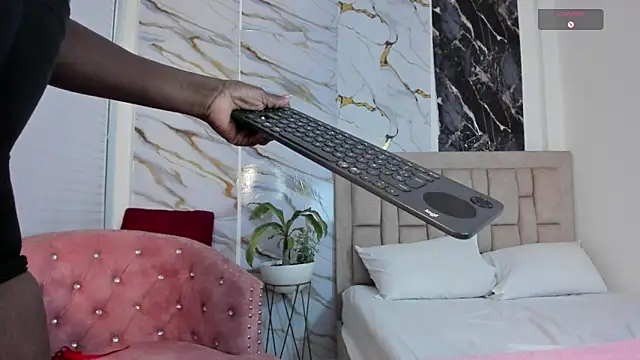 scarlet darling26 online show from March 4, 5:53 pm