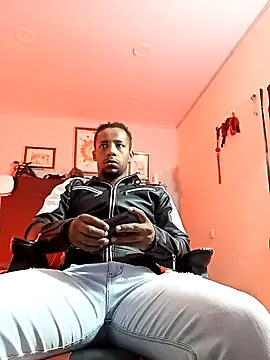 AlejoKhalifa  online show from March 7, 9:27 am