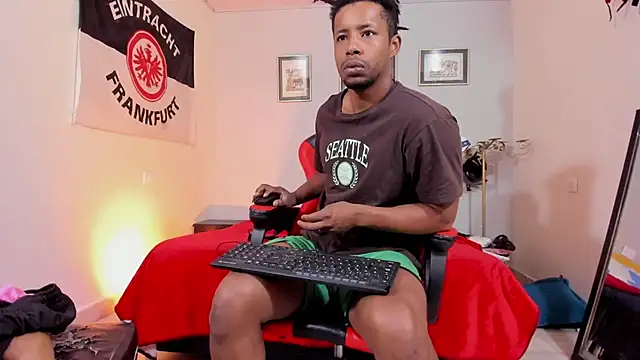 AlejoKhalifa  online show from September 15, 10:37 am