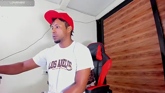 AlejoKhalifa  online show from October 1, 10:20 am