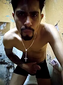 Snapshot of pene_latinoriico chatting on December 16, 7:23 am pene latinoriico online show from December 16, 7:23 am