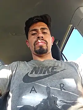 Snapshot of pene_latinoriico chatting on February 5, 11:00 pm pene latinoriico online show from February 5, 11:00 pm