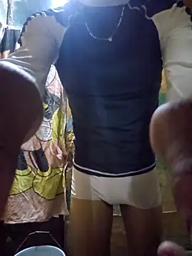 Snapshot of pene_latinoriico chatting on February 18, 7:49 am pene latinoriico online show from February 18, 7:49 am